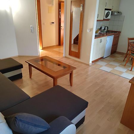 Garda Wellness Apartmanhaz Хевиз Экстерьер фото