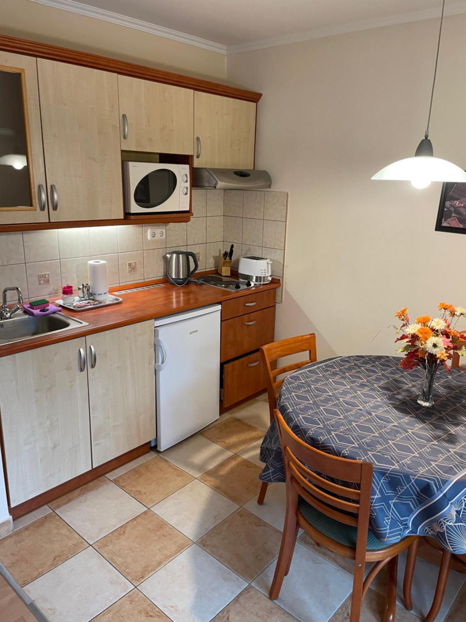 Garda Wellness Apartmanhaz Хевиз Номер фото