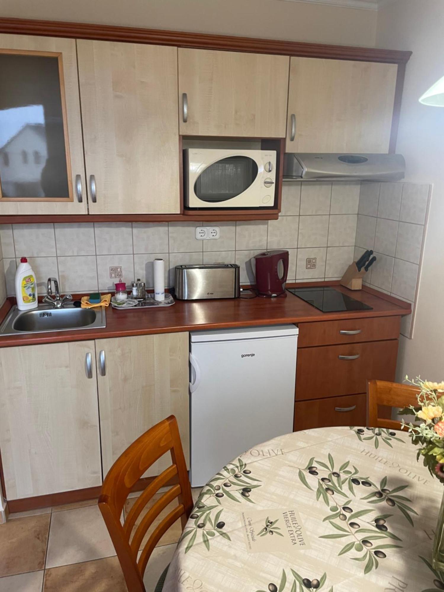 Garda Wellness Apartmanhaz Хевиз Номер фото